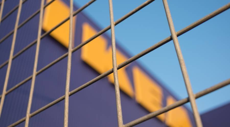 IKEA Logan shopping furniture transport vehicle preparation